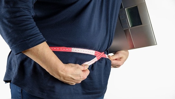 Does marriage make men obese?