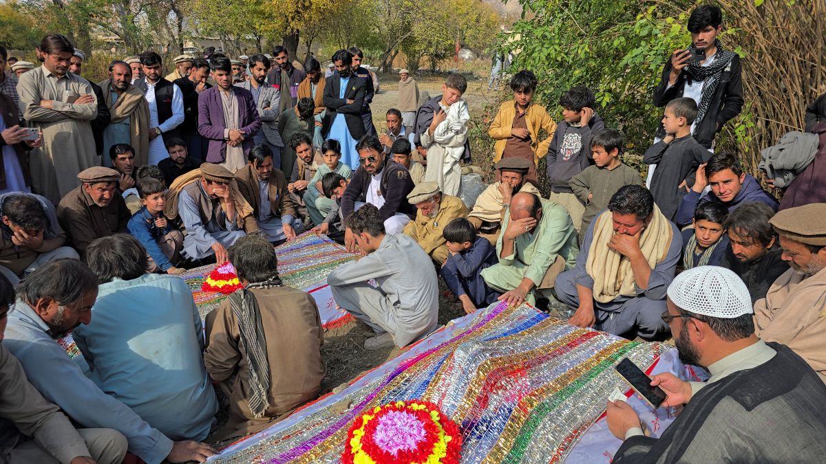82 killed in 3 days in Pakistan’s Kurram: How Sunni vs Shia clashes have left a bloody trail 82 killed in 3 days in Pakistan’s Kurram: How Sunni vs Shia clashes have left a bloody trail