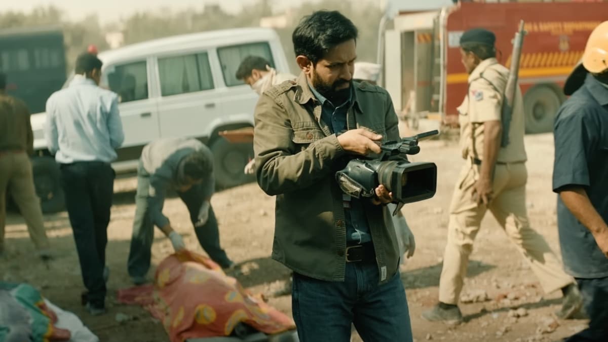 Vikrant Massey spoke about the threats he has been receiving for The Sabarmati Report, says, "Getting threats from people who have..."