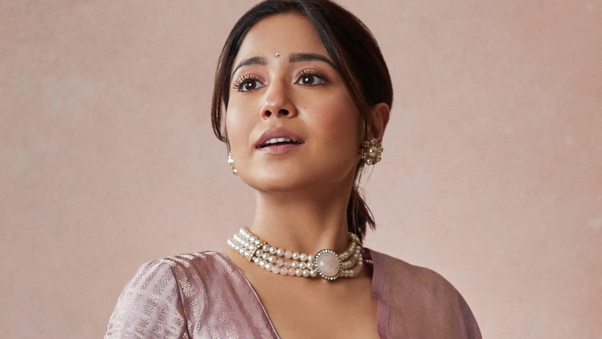 EXCLUSIVE | 'Mirzapur' and Netflix's 'Yeh Kaali Kaali Ankhein' actress Shweta Tripathi: 'People used to say I look like Preity Zinta'