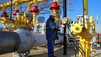 An employee works at the Chisinau-1 gas distribution plant of Moldovatransgaz energy company in Chisinau, Moldova. File image/Reuters