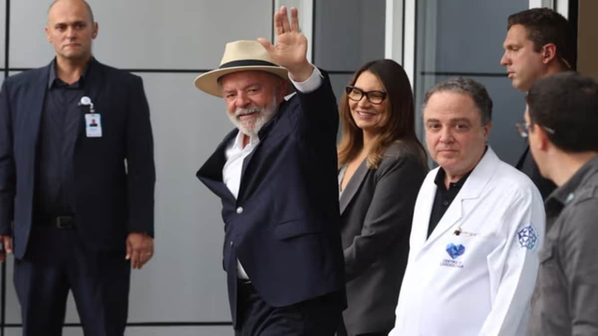 'I feel fine': Brazil's Lula discharged from hospital after brain surgery