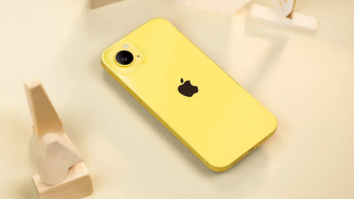 Although Apple has not officially confirmed a launch date, speculation is swirling that the iPhone SE 4 could debut in early 2025. Image Credit: Reddit Although Apple has not officially confirmed a launch date, speculation is swirling that the iPhone SE 4 could debut in early 2025. Image Credit: Reddit