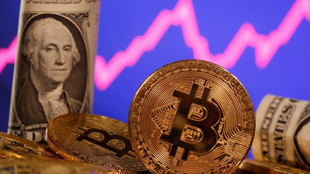 Bitcoin hits fresh record high at $109,500: Here's what's fuelling the surge Bitcoin hits fresh record high at $109,500: Here's what's fuelling the surge