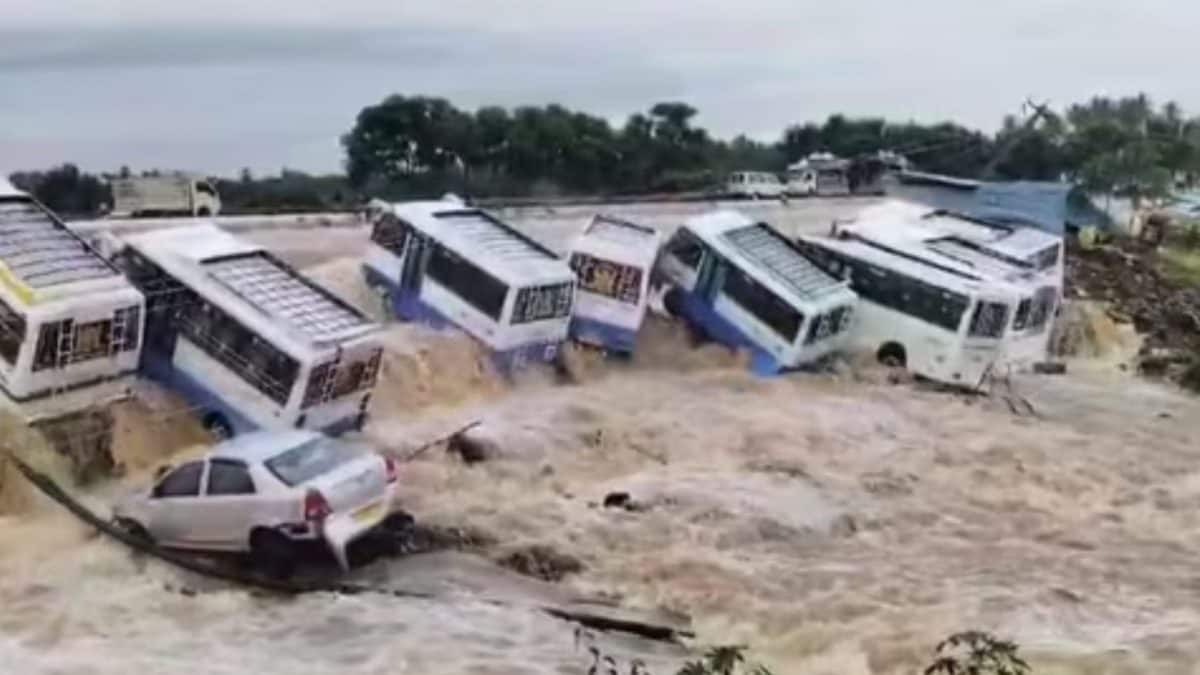 Watch | Cyclone Fengal wrecks havoc in Tamil Nadu, flood water washes away vehicles