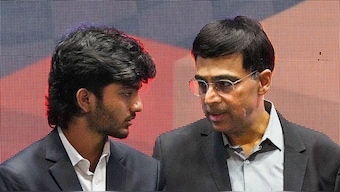 D Gukesh and Viswanathan Anand at the 2023 Tata Steel Chess India Rapid and Blitz Championships. PTI