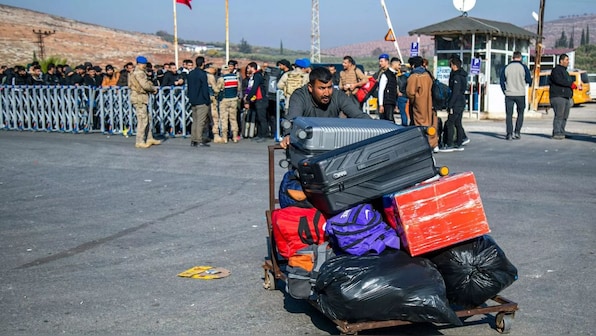 7,600 Syrians head home after Bashar al-Assad’s fall, Turkey reports