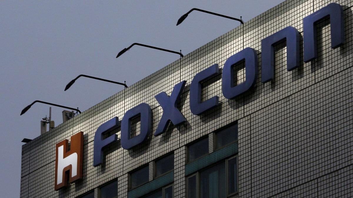 Rs 3,706 crore HCL-Foxconn display chip plant gets Cabinet's green signal; to be set up in UP