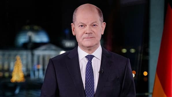 German Chancellor Olaf Scholz warns against dividing world with trade barriers