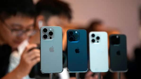 Missed This Indias Mobile Phone Exports Exploded By Rs 2 Lakh Crore - ng9m4yq