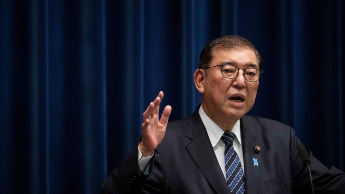 Is Japan's economy going the Greece way? Is Japan's economy going the Greece way?