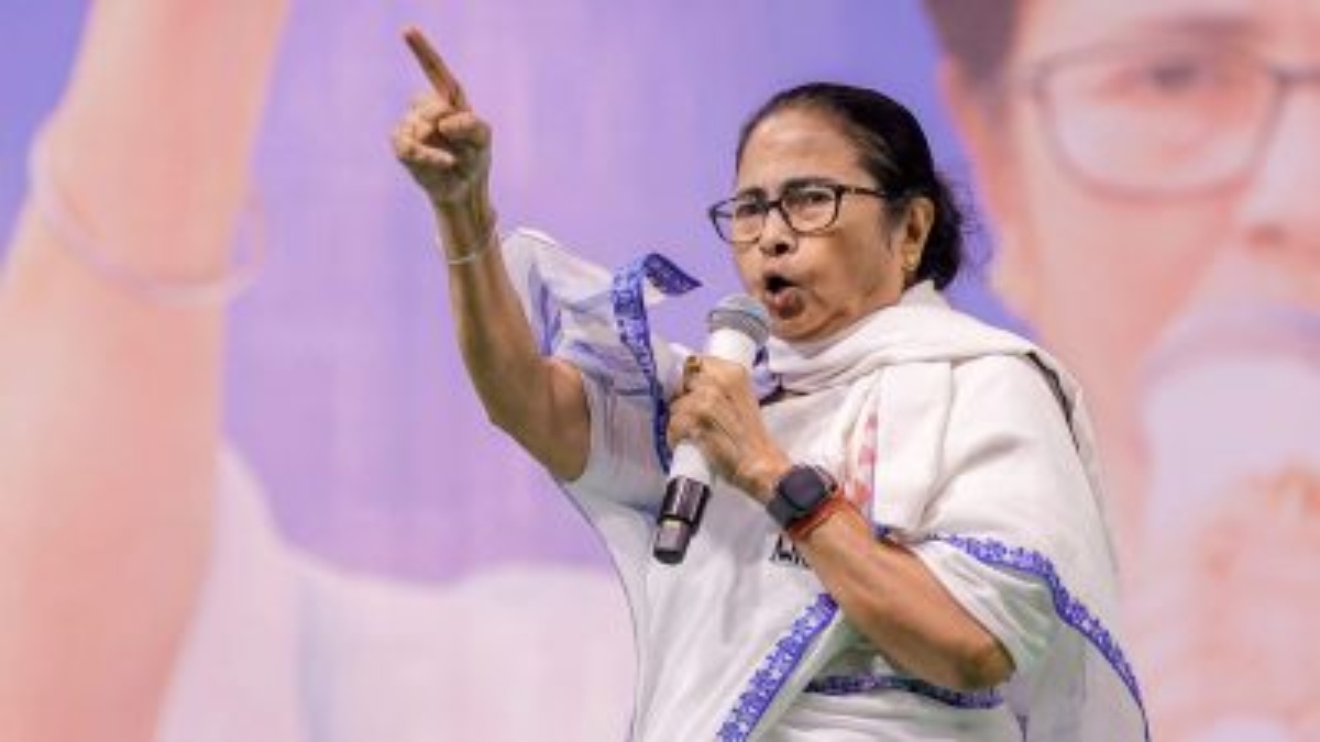 Amid rising India-Bangladesh tension, Bengal CM Mamata says BSF allowing infiltration; BJP counters Amid rising India-Bangladesh tension, Bengal CM Mamata says BSF allowing infiltration; BJP counters