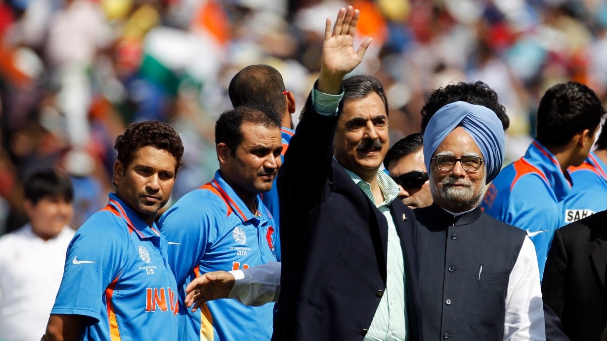 PM Manmohan Singh's relationship with sports: From hosting CWG to strong Indo-Pak cricketing ties