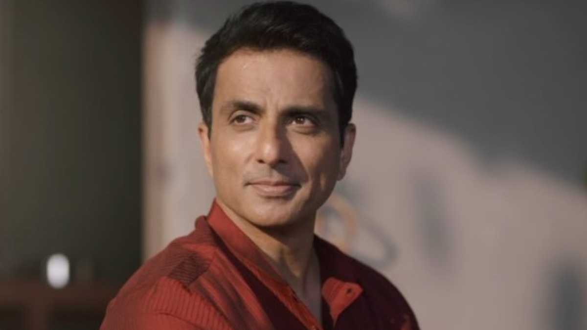 Fateh star Sonu Sood says political parties offered him position of Chief Minister: ‘Join us, you don’t need to... ’ Fateh star Sonu Sood says political parties offered him position of Chief Minister: ‘Join us, you don’t need to... ’