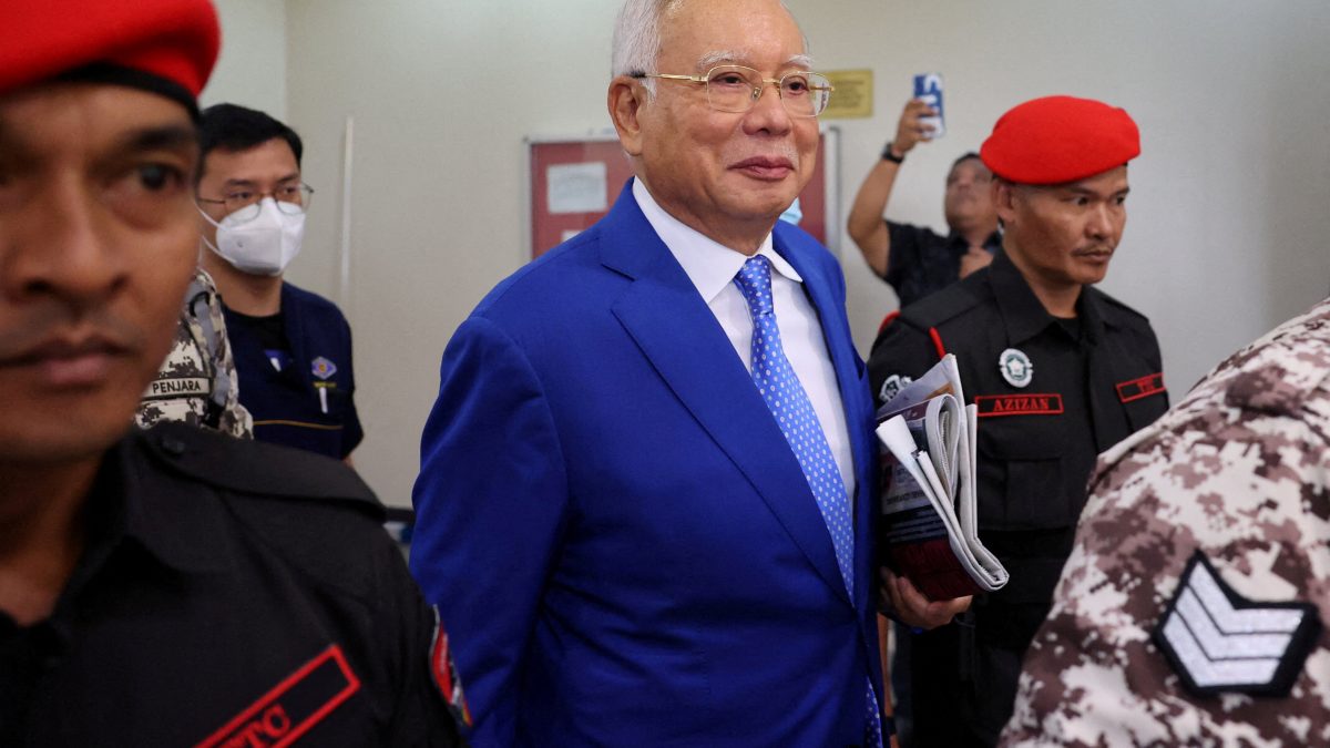 Malaysia's ex-PM Najib Razak faces new graft charges, alleged bribe scheme involving $510 million Malaysia's ex-PM Najib Razak faces new graft charges, alleged bribe scheme involving $510 million