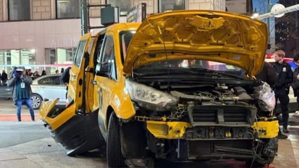 New York taxi driver mows down pedestrians in Manhattan, police say 6 ...