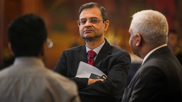 Uncertainty related to Donald Trump to ease soon, RBI Governor Sanjay Malhotra predicts