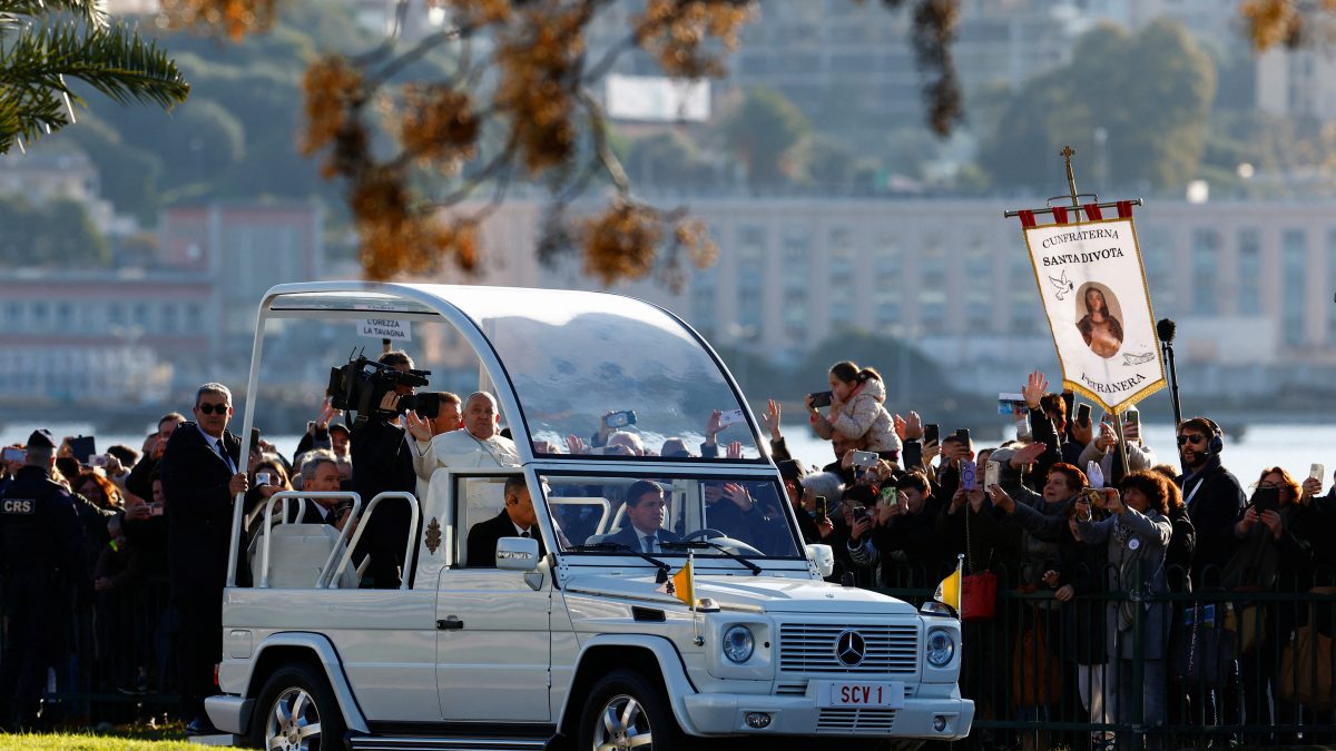 Pope Francis Visits Corsica, Warns Against Spiritual Groups Stoking ...