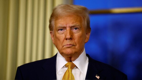 Trump sues Des Moines Register, pollster over Iowa poll showing Harris lead