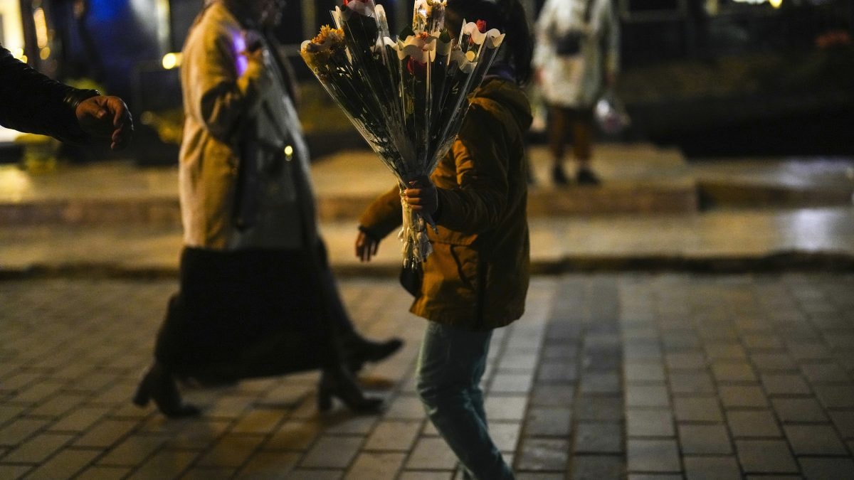 A lost generation: Turkey's children forced to shoulder burden of economic crisis, soaring costs