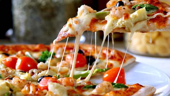‘Junk food’ crackdown: Why UK is banning ads of pizzas, porridge, cakes