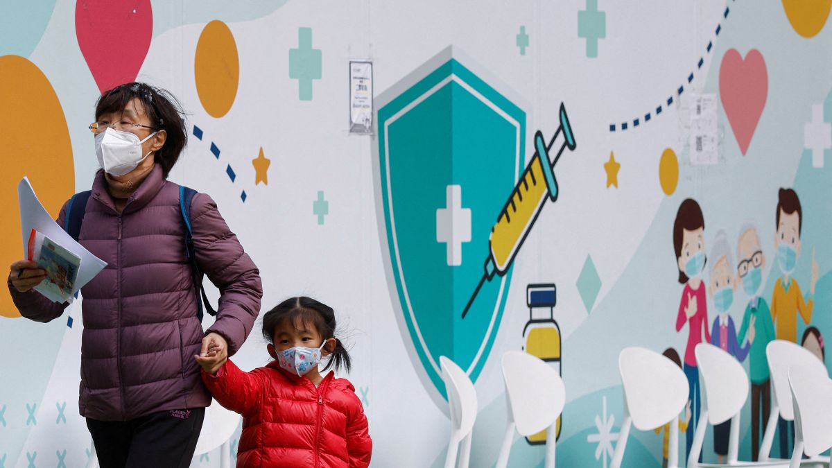 Hong Kong braces for surge in Covid-19 and flu cases Hong Kong braces for surge in Covid-19 and flu cases