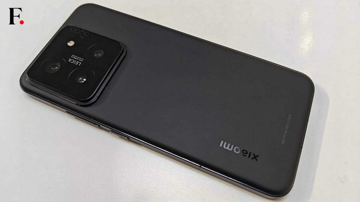 Best phones under Rs 50,000 (Dec 2024): Samsung Galaxy S23 5G, Xiaomi 14 to Motorola Edge 50 Ultra Best phones under Rs 50,000 (Dec 2024): Samsung Galaxy S23 5G, Xiaomi 14 to Motorola Edge 50 Ultra