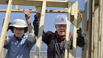 Former US President Jimmy Carter and former First Lady Rosalynn Carter help build a Habitat for Humanity house in Violet, Los Angeles, on May 21, 2007. Carter, the longest-living US president died at the age of 100, on Sunday. File image/AP