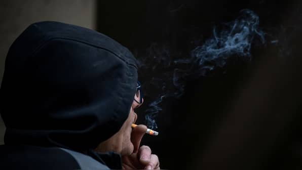 20 minutes per cigarette: How much life are you losing?