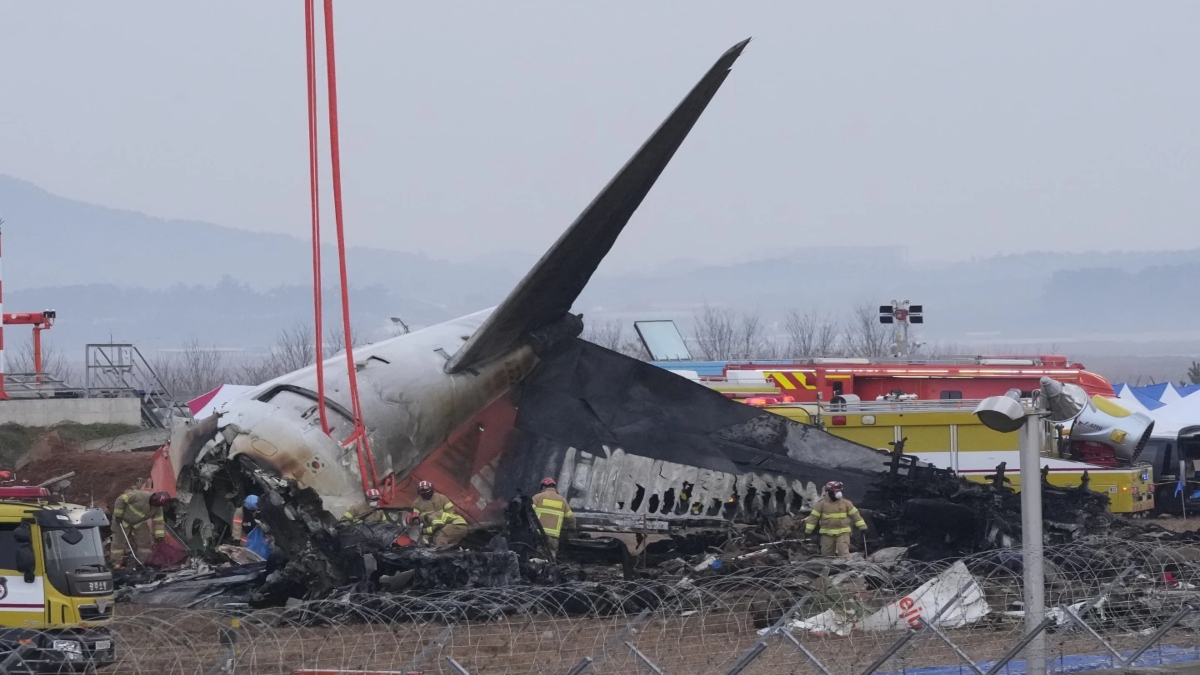 US sends team of air accident investigators to probe cause of South Korea plane crash US sends team of air accident investigators to probe cause of South Korea plane crash