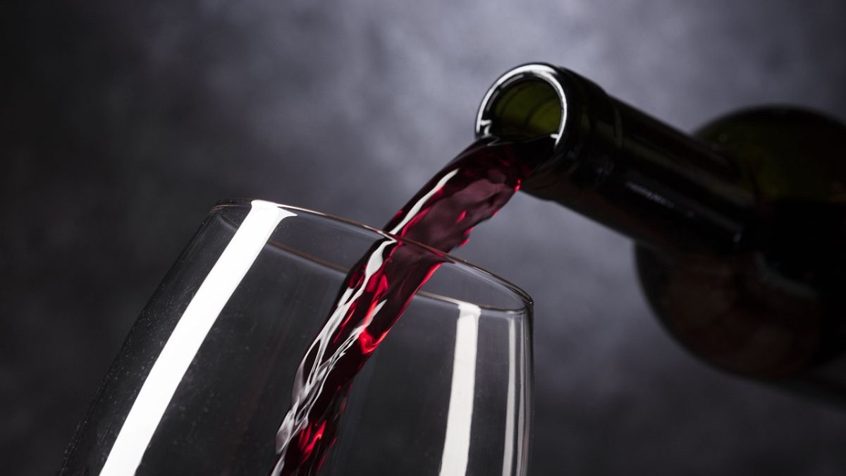 Red wine can give you a headache. Here's why Red wine can give you a headache. Here's why