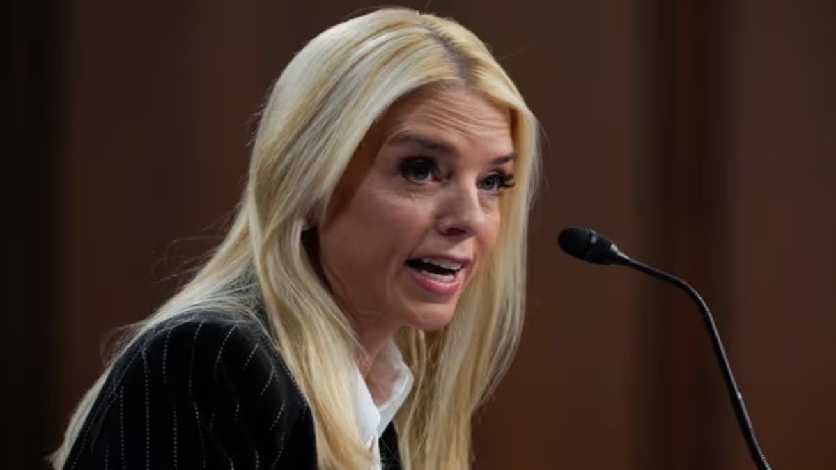 'Won't be bullied by you': Trump's AG pick Pam Bondi defends her credentials at Senate confirmation hearing