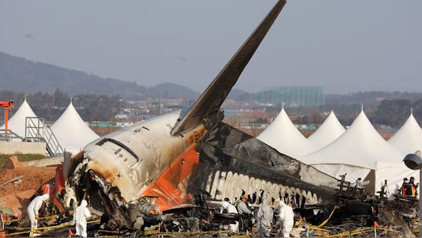 South Korea says Jeju Air jet's black boxes didn't record final moments of crash that killed 179