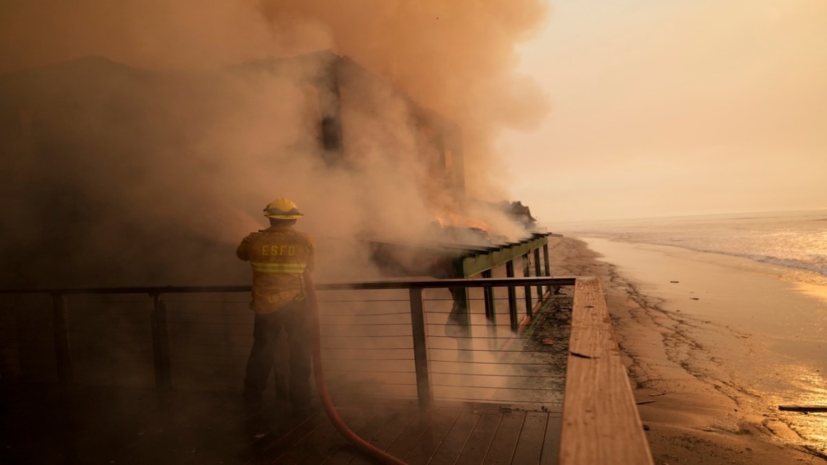 LA wildfires: Curfew imposed amid reports of looting in abandoned houses, death toll rises to 10