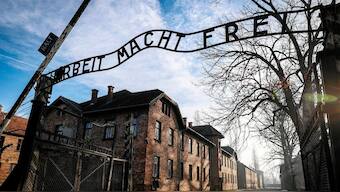 View of the gate that reads, "Work Sets You Free", in German, on the 80th anniversary of the liberation of the Nazi German Auschwitz-Birkenau concentration and extermination camp in Oswiecim, Poland, January 27, 2025. File Image/Reuters