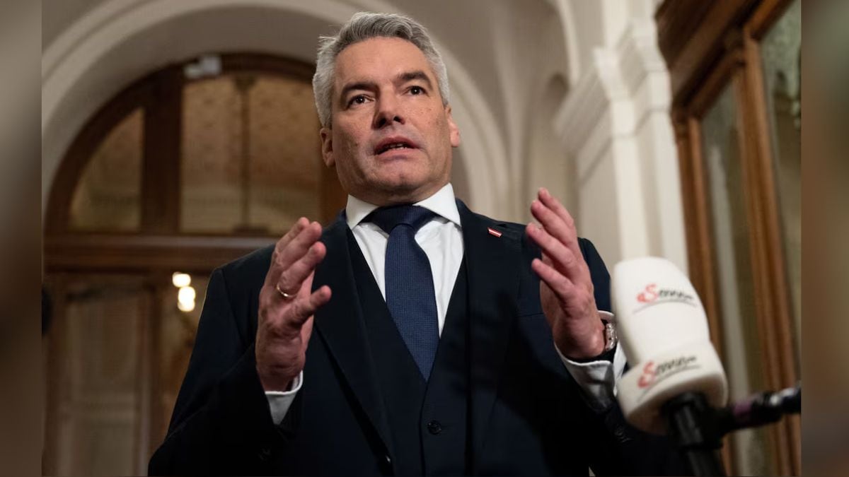 After breakdown of coalition talks, Austrian Chancellor Karl Nehammer vows to step down soon