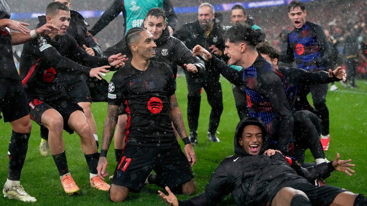 Champions League: Liverpool storm into last-16; Barcelona defeat Benfica in nine-goal thriller Champions League: Liverpool storm into last-16; Barcelona defeat Benfica in nine-goal thriller