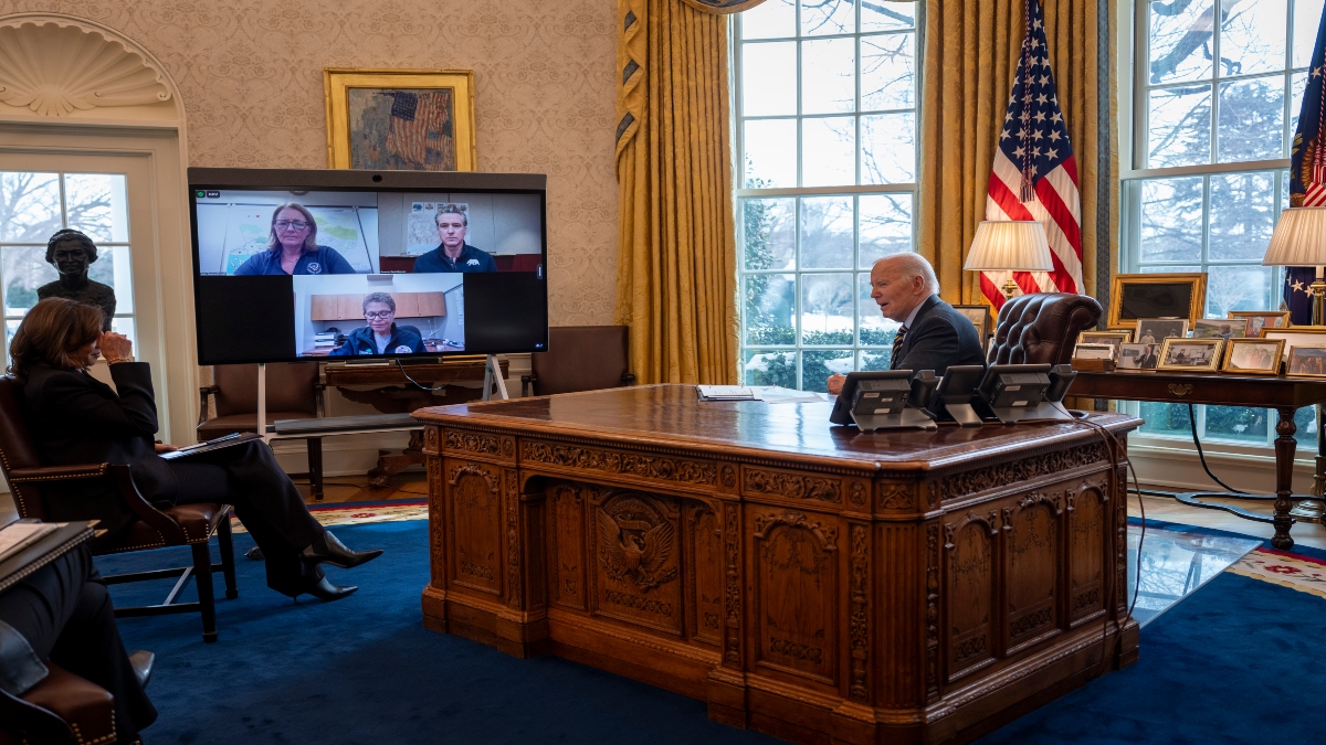 President Joe Biden, and Vice President Kamala Harris, left, receive a briefing from California Gov. Gavin Newsom, on screen top right, Federal Emergency Management Agency administrator Deanne Criswell, on screen top left, and Los Angeles Mayor Karen Bass, on screen at bottom, regarding the federal response to the spread of wildfires in the Los Angeles area, on Friday, in the Oval Office at the White House in Washington. AP President Joe Biden, and Vice President Kamala Harris, left, receive a briefing from California Gov. Gavin Newsom, on screen top right, Federal Emergency Management Agency administrator Deanne Criswell, on screen top left, and Los Angeles Mayor Karen Bass, on screen at bottom, regarding the federal response to the spread of wildfires in the Los Angeles area, on Friday, in the Oval Office at the White House in Washington. AP