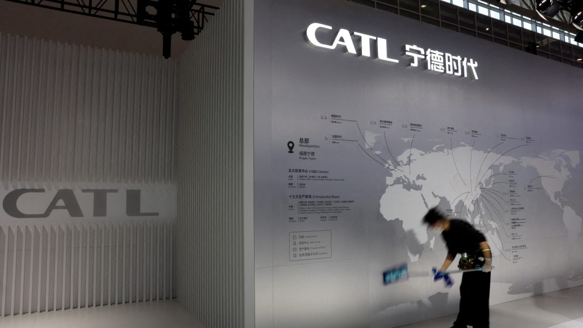 US lists Chinese giants Tencent, CATCL as firms working for PLA