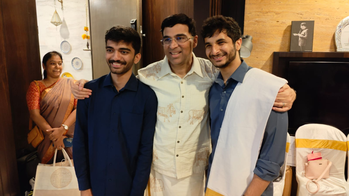D Gukesh and Vidit Gujrathi were among those who attended Pongal breakfast at Indian chess legend Viswanathan Anand's residence recently. Image credit: X/@chesscom_in D Gukesh and Vidit Gujrathi were among those who attended Pongal breakfast at Indian chess legend Viswanathan Anand's residence recently. Image credit: X/@chesscom_in