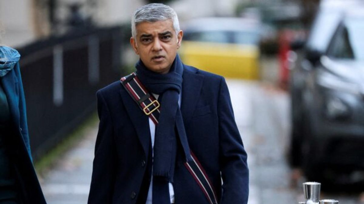 London Mayor Sadiq Khan walks on the day he gives evidence at the COVID-19 Inquiry, in London, Britain, November 27, 2023. (Photo: Reuters) London Mayor Sadiq Khan walks on the day he gives evidence at the COVID-19 Inquiry, in London, Britain, November 27, 2023. (Photo: Reuters)