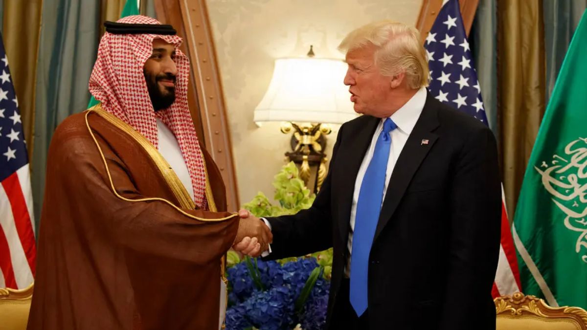 President Donald Trump with Crown Prince Mohammed bin Salman of Saudi Arabia in Riyadh in 2017. (Photo: AP) President Donald Trump with Crown Prince Mohammed bin Salman of Saudi Arabia in Riyadh in 2017. (Photo: AP)