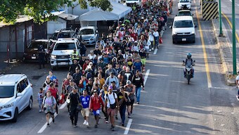 Migrants walk through Tapachula, Chiapas state, Mexico, in an attempt to reach the US border, Monday, Jan. 20, 2025, the inauguration day of US President Donald Trump. (Photo: AP)