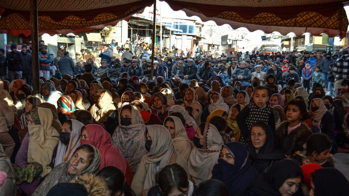 Protests continue in Gilgit-Baltistan, Pakistan-China link road blocked for fifth day