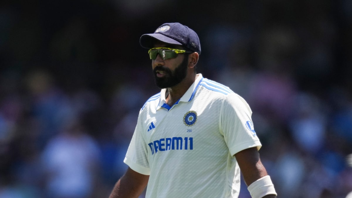 Will Jasprit Bumrah be fit to bat and bowl in remainder of Sydney Test against Australia? Here's what you need to know