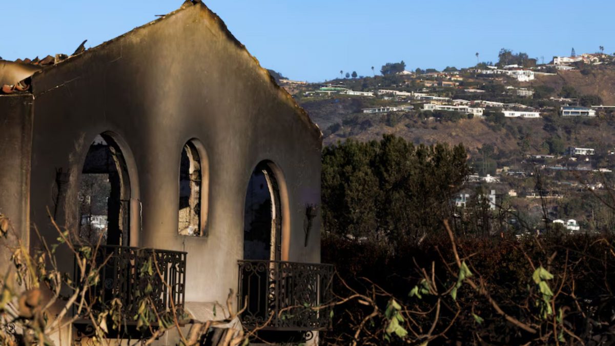Walls remain from a building which burned following the Palisades Fire in the Pacific Palisades neighborhood in Los Angeles, California, US, January 15, 2025. Source: Reuters. Walls remain from a building which burned following the Palisades Fire in the Pacific Palisades neighborhood in Los Angeles, California, US, January 15, 2025. Source: Reuters.