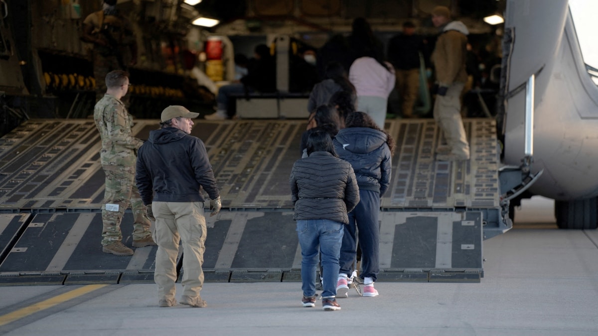 $4,675 per migrant: US military deportation flight likely cost more than first class