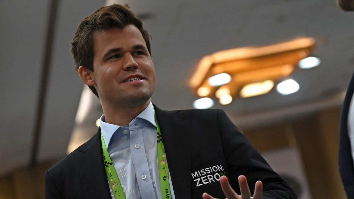 Magnus Carlsen wins inaugural Freestyle Friday online chess event with clinical performance