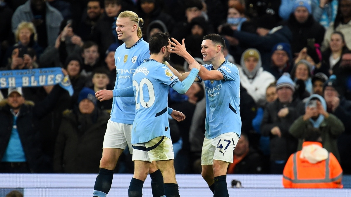 Premier League: Manchester City clinch crucial victory against Chelsea; Liverpool maintain six-point lead after thumping Ipswich