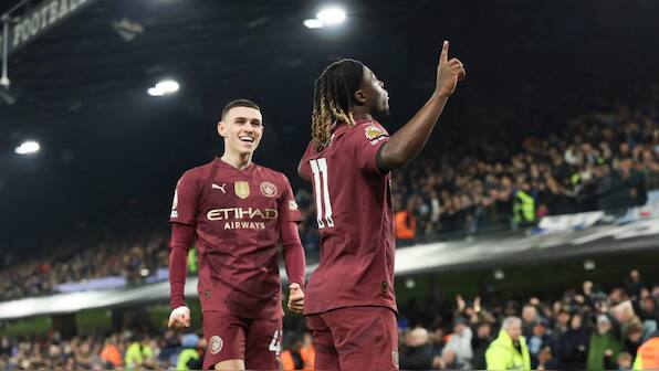 Can Manchester City still win the Premier League? Experts predict